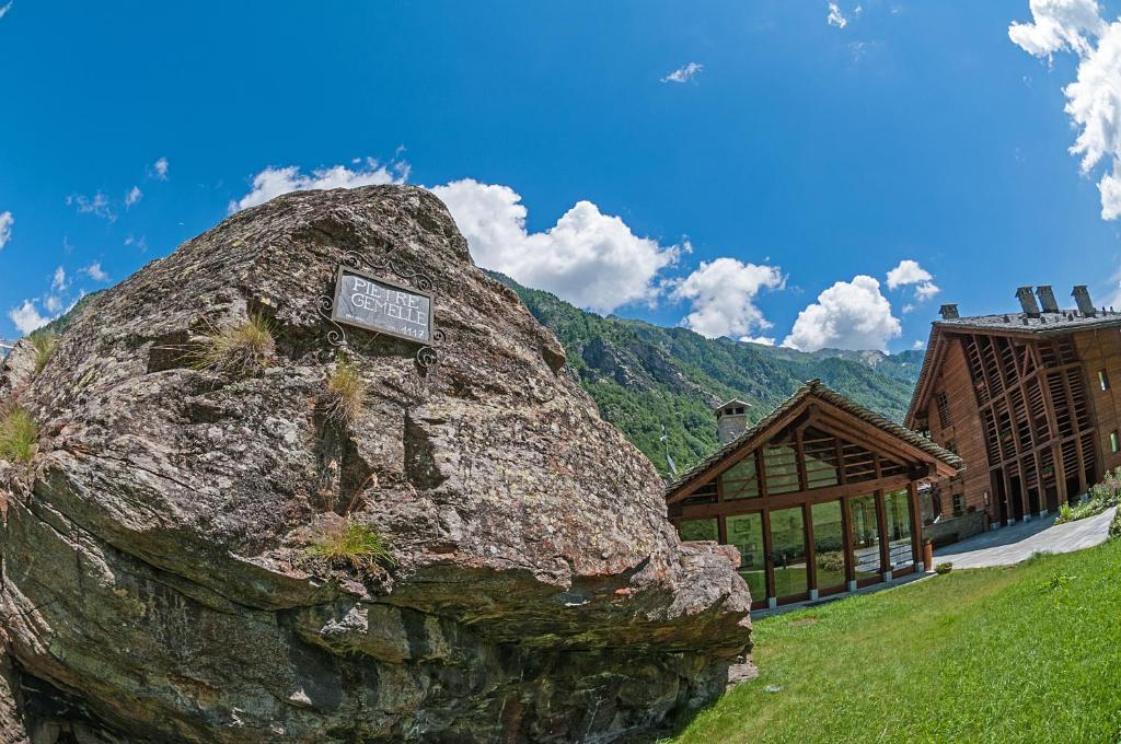 Pietre Gemelle Resort Alagna Exteriör bild